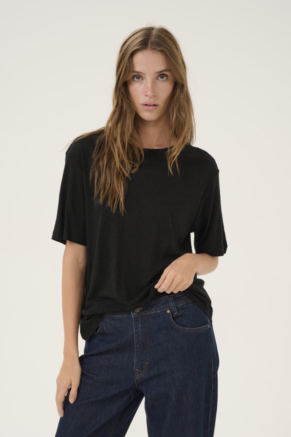 Lisa Tee