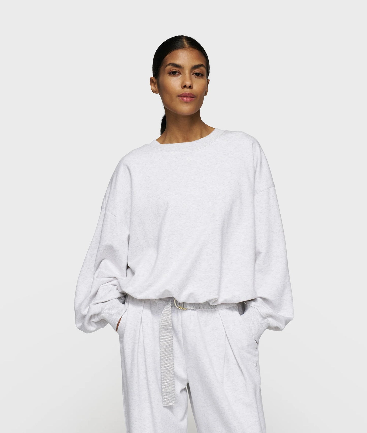 Pleated sweater black stamp
