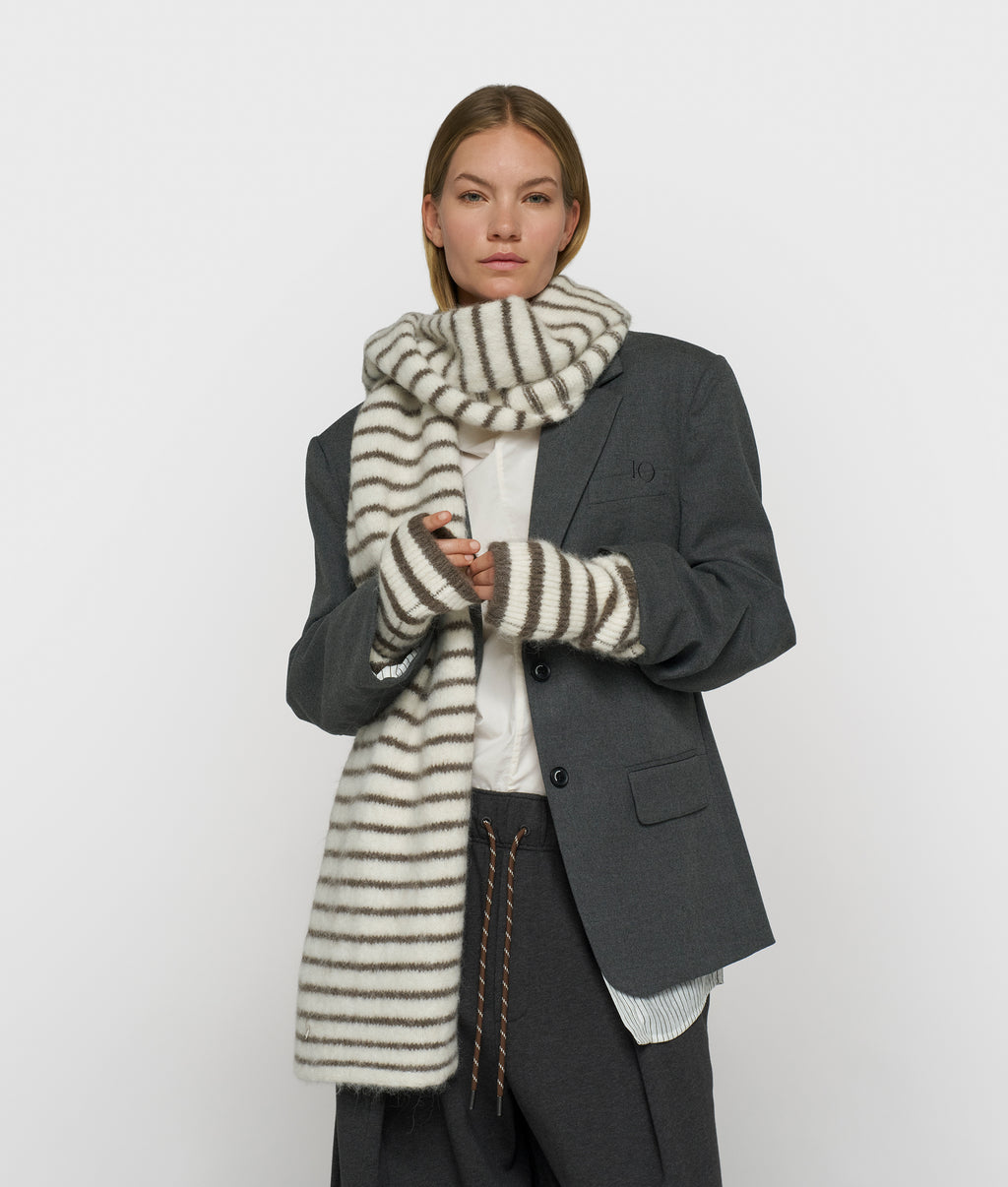 Hairy knit scarf stripes