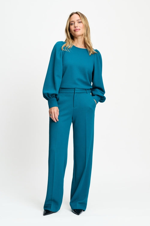 Pom lara teal green