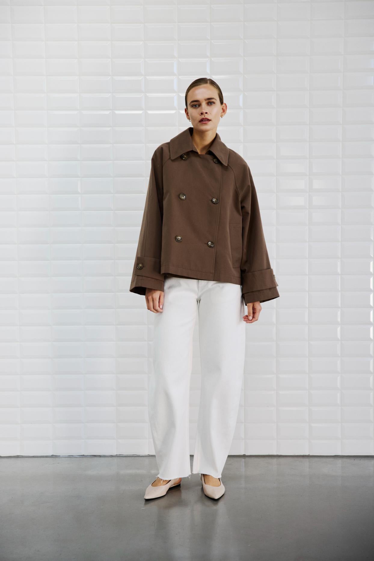 Jimberly short trench