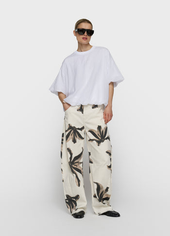 Western pants flower