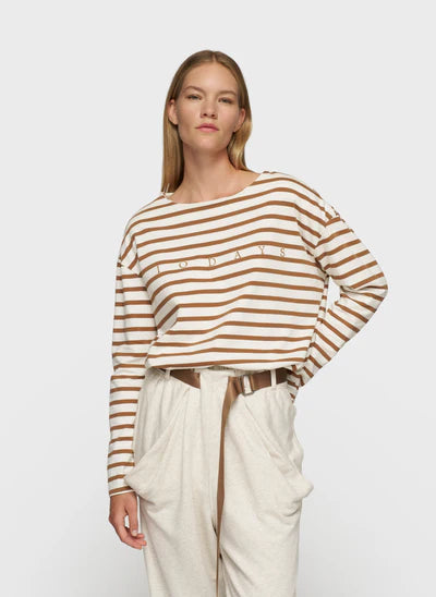 Boat neck top stripes