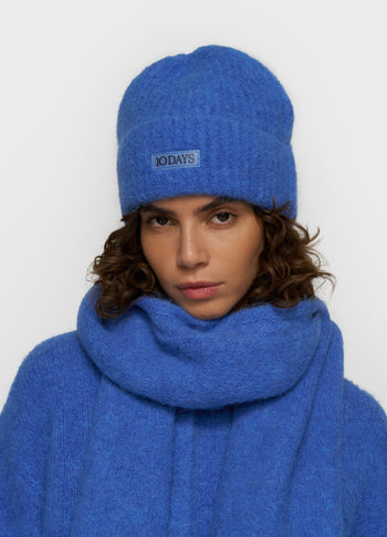 Hairy beanie