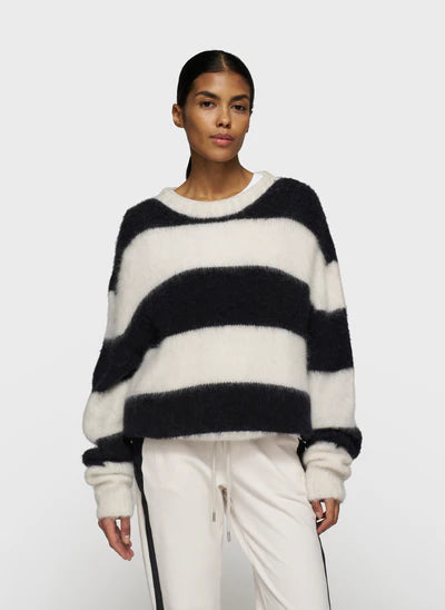 Cropped hairy knit