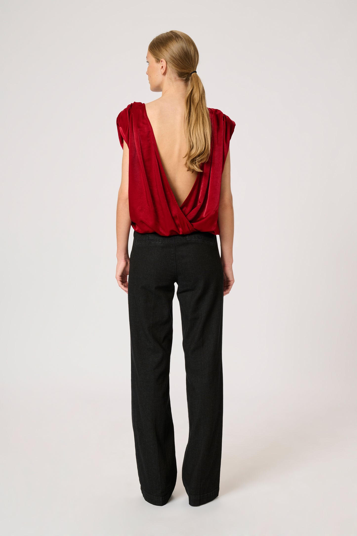 Estelle wrap top