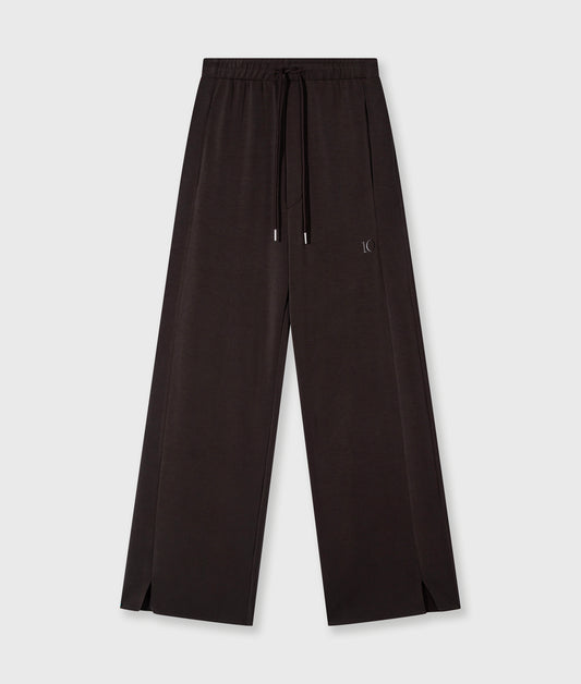 Soft wide leg jogger