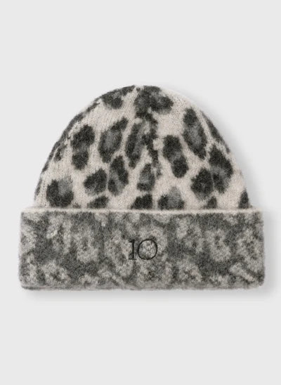 Knit BEANIE leopard