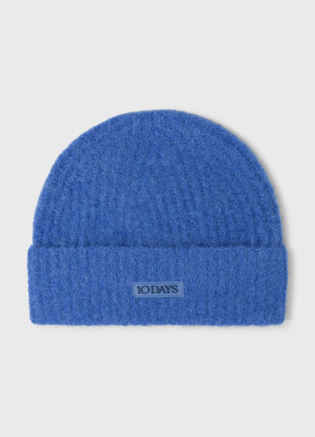Hairy beanie