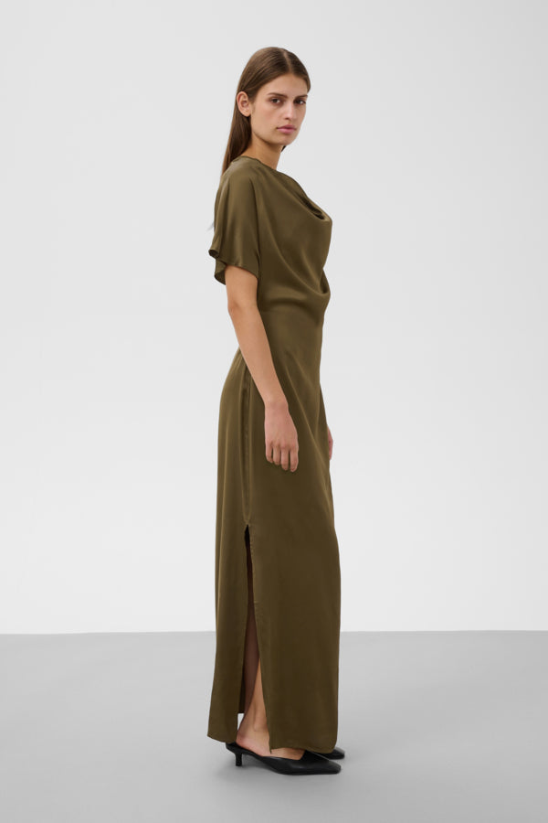 Evilla dress