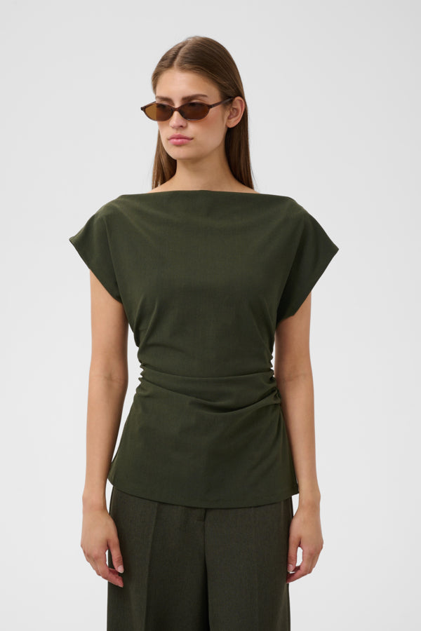 Eirlys Tee