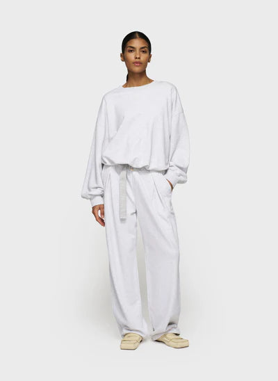 Pleated sweater black stamp