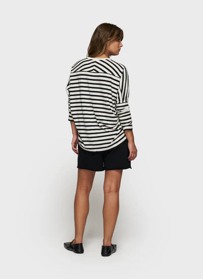 Loose long sleeve tee