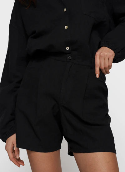 Wide shorts linen