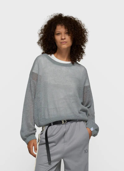 Thin knit sweater