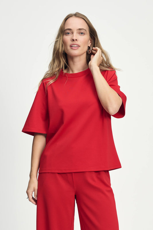 Scarlet red summer