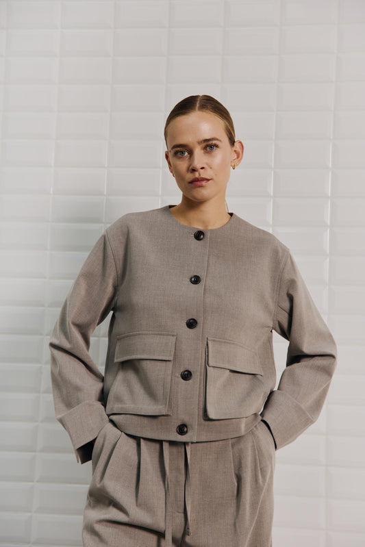Agnolia tailored JKT