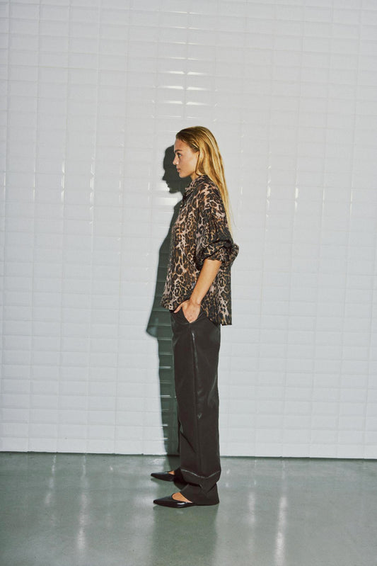 Annika leo ls shirt