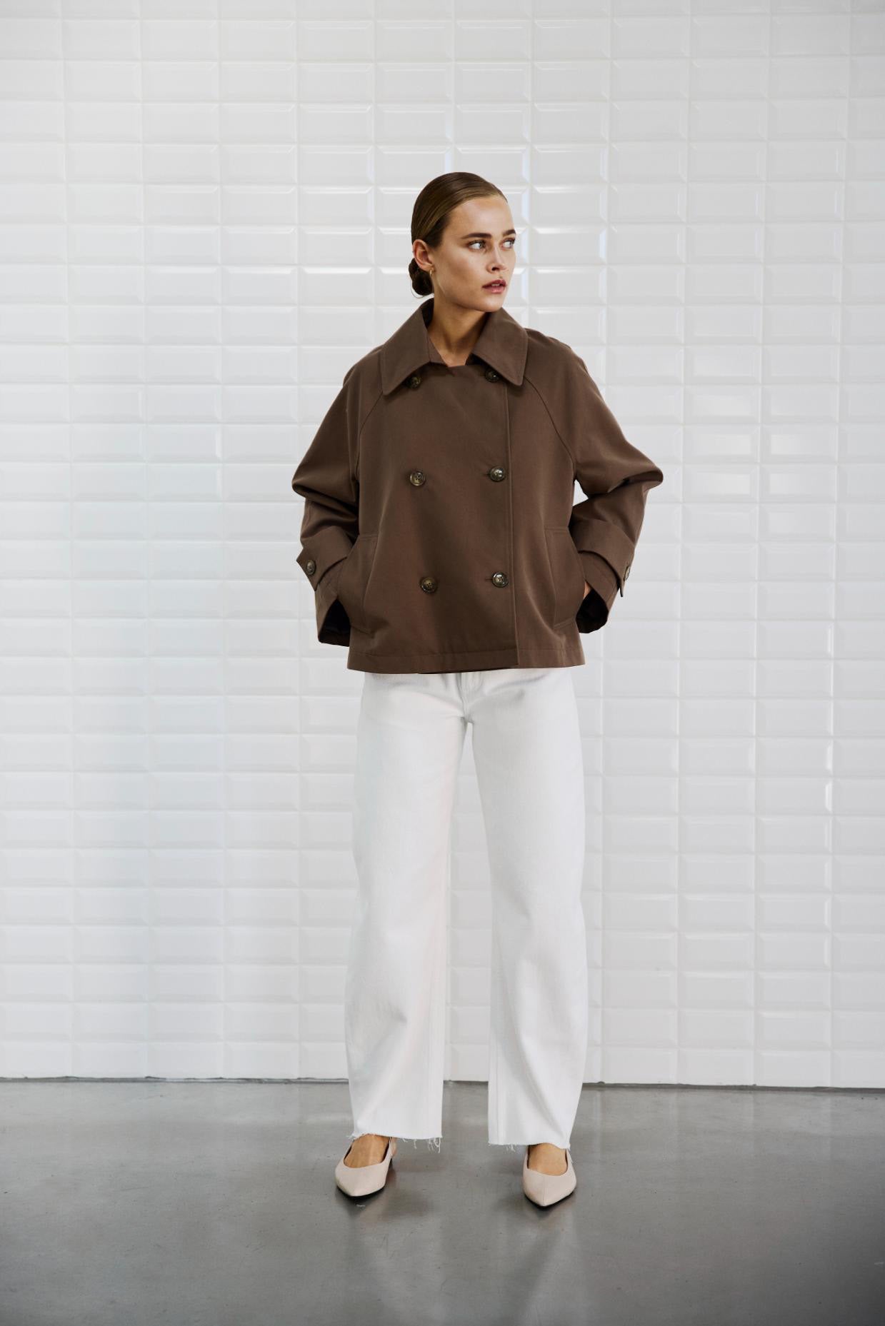 Jimberly short trench