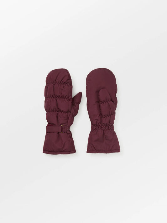 Padded nylona mitten