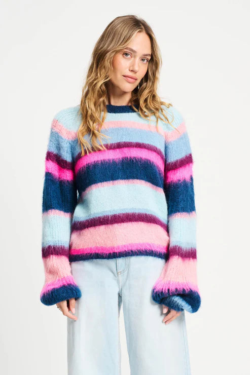 Pom brushed stripes blue
